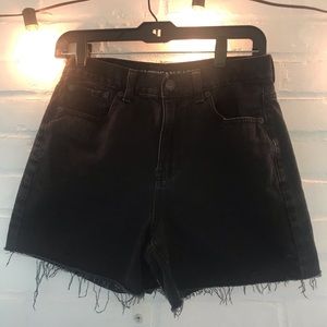 High wasted black mom shorts!!